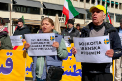 Göteborg, lördagen den 20 april 2024: Svensk- och exiliranier, sympatisörer till Iranska nationella motståndsrådet (NCRI), håller demonstration.