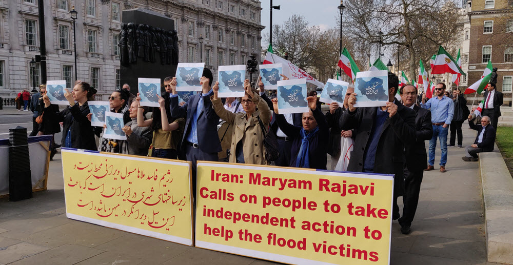 Stödaktion i London i solidaritet med översvämningsoffer i Iran