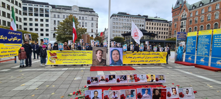 Norrmalmstorget, 20 Oktober 2023: Svensk-iranier, sympatisörer till Iranska nationella motståndsrådet (NCRI), fortsätter uttrycka sitt stöd för det iranska folkets uppror mot regimen och kampen för en fri, demokratisk och sekulär republik.
