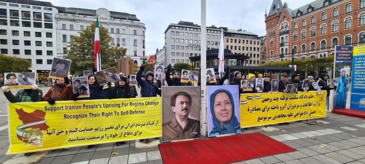 Norrmalmstorget, 20 Oktober 2023: Svensk-iranier, sympatisörer till Iranska nationella motståndsrådet (NCRI), fortsätter uttrycka sitt stöd för det iranska folkets uppror mot regimen och kampen för en fri, demokratisk och sekulär republik.